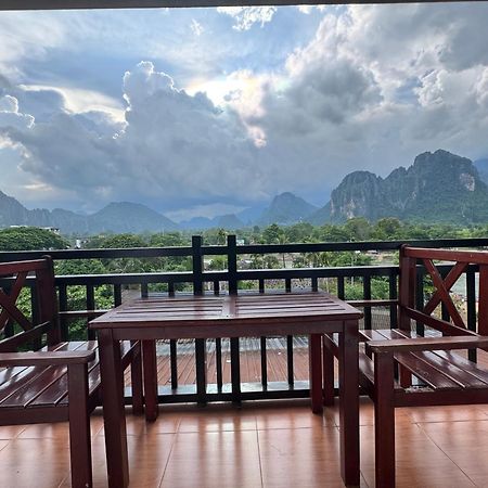 Vang Vieng Backpackers Hostel Extérieur photo