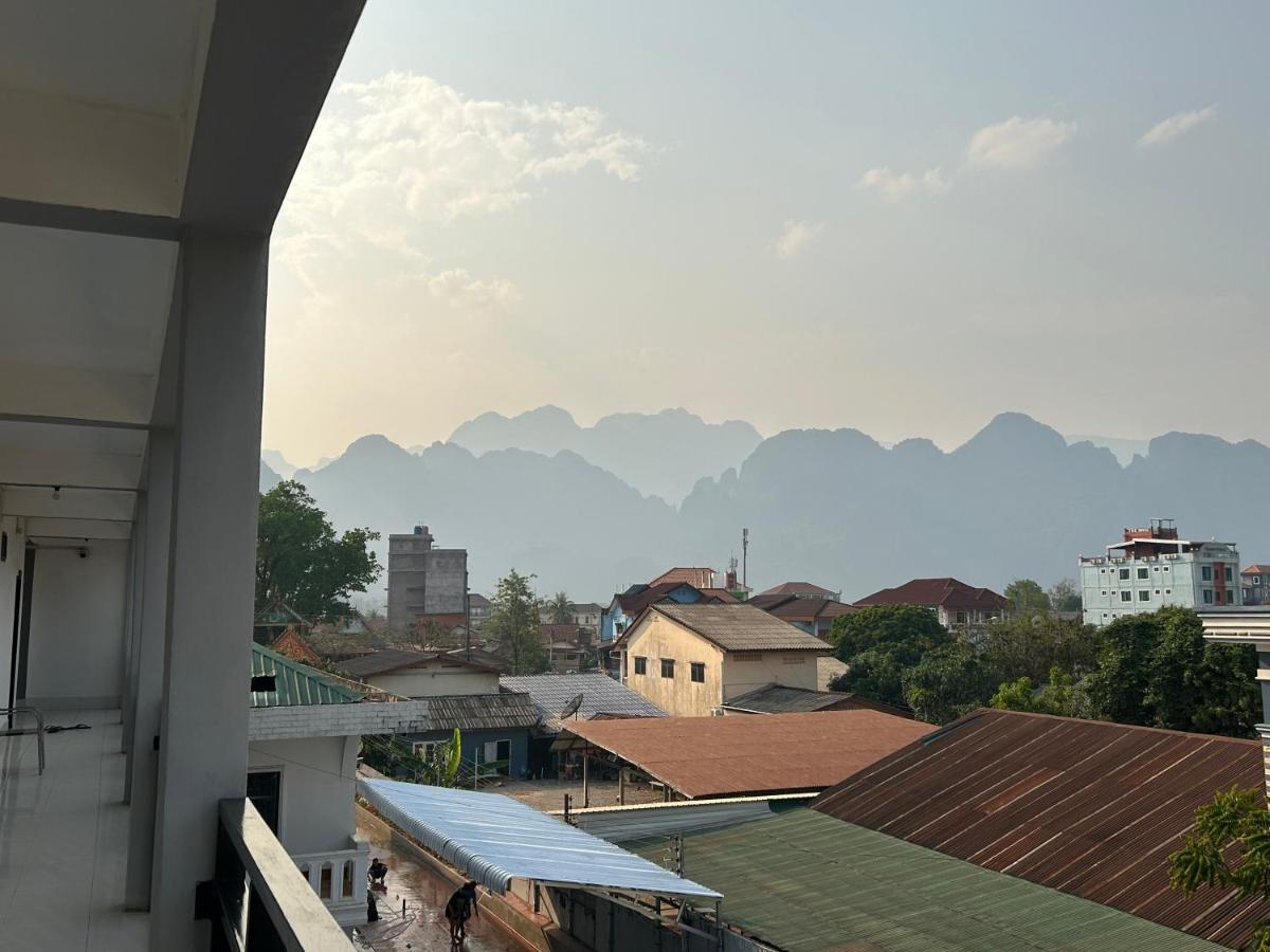 Vang Vieng Backpackers Hostel Extérieur photo