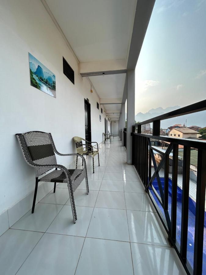 Vang Vieng Backpackers Hostel Extérieur photo