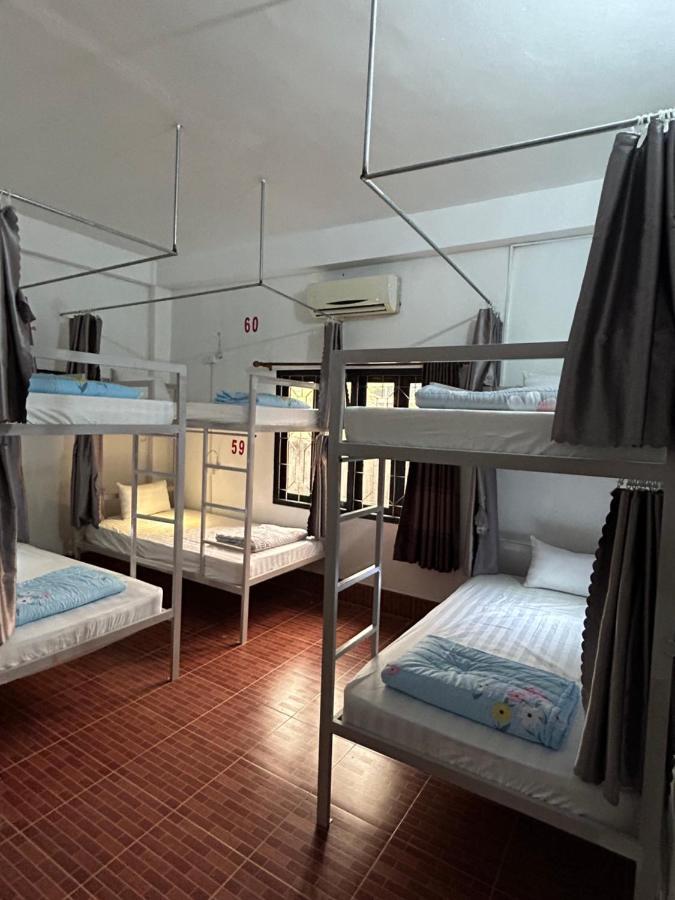 Vang Vieng Backpackers Hostel Extérieur photo