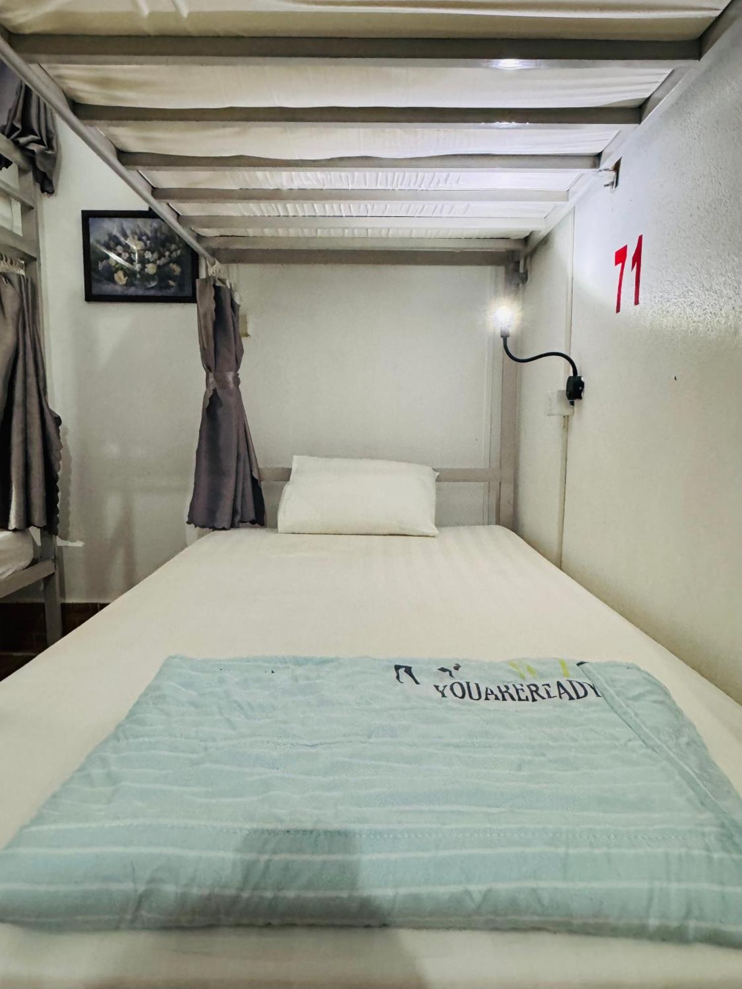 Vang Vieng Backpackers Hostel Extérieur photo